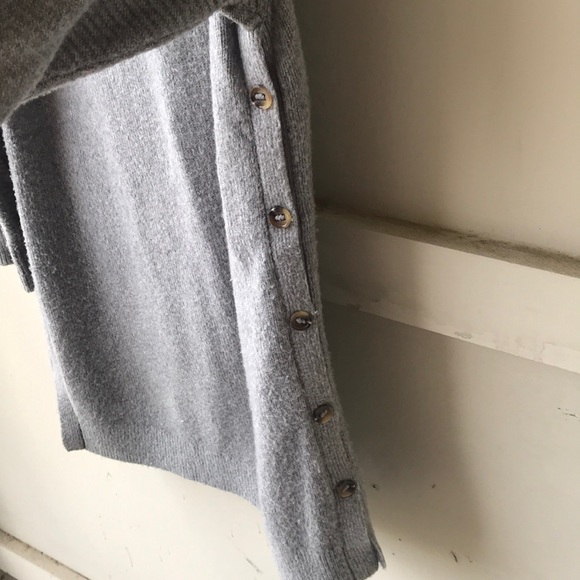 Lou & Grey Sweater Dress - Picture 4 of 4